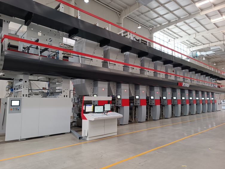 MK R100F  12ɫ�����ϰ�ӡ��
�������400m/min���PETĤ12��m